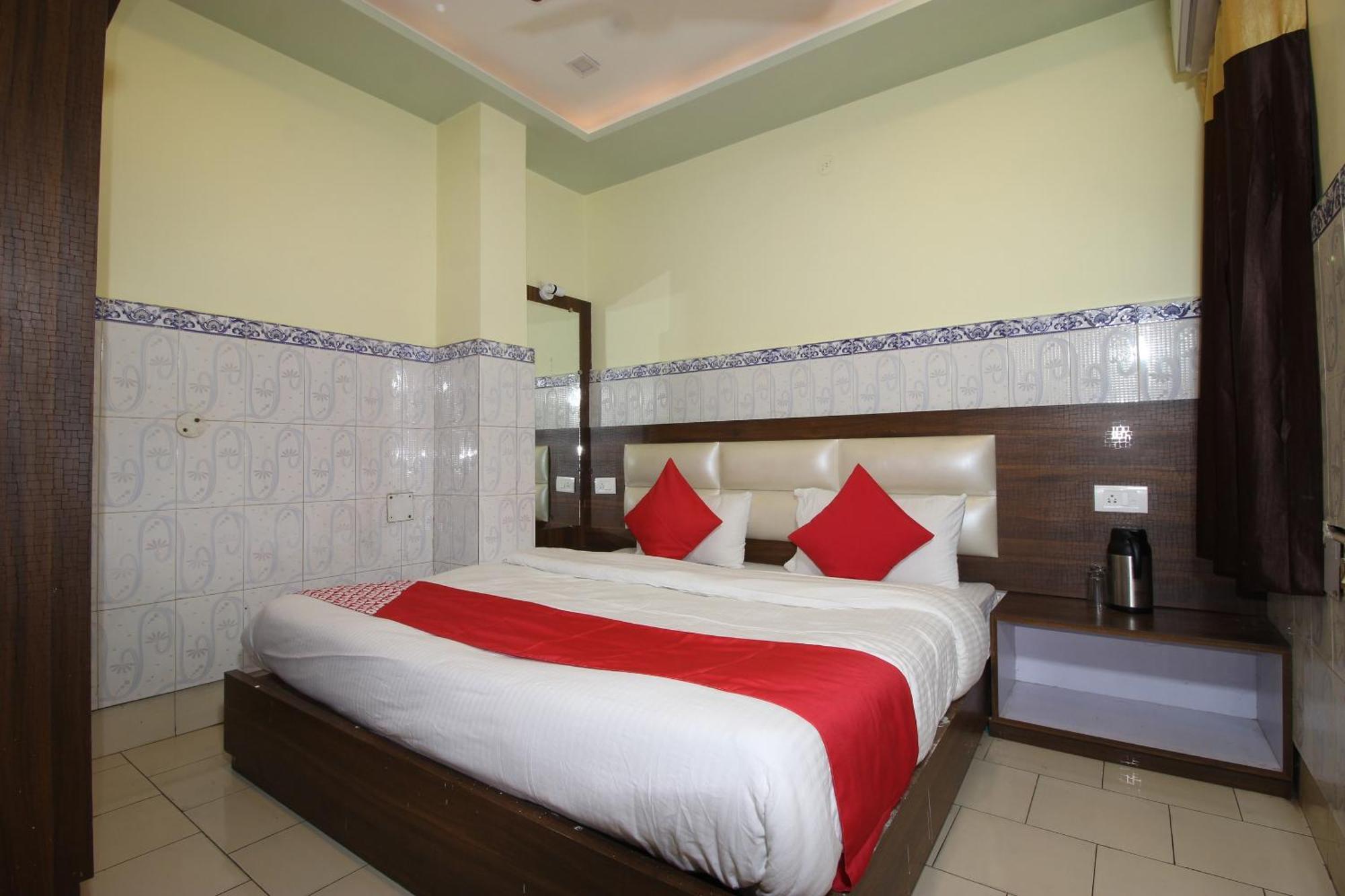 Hotel O Blue Diamond Benares Buitenkant foto