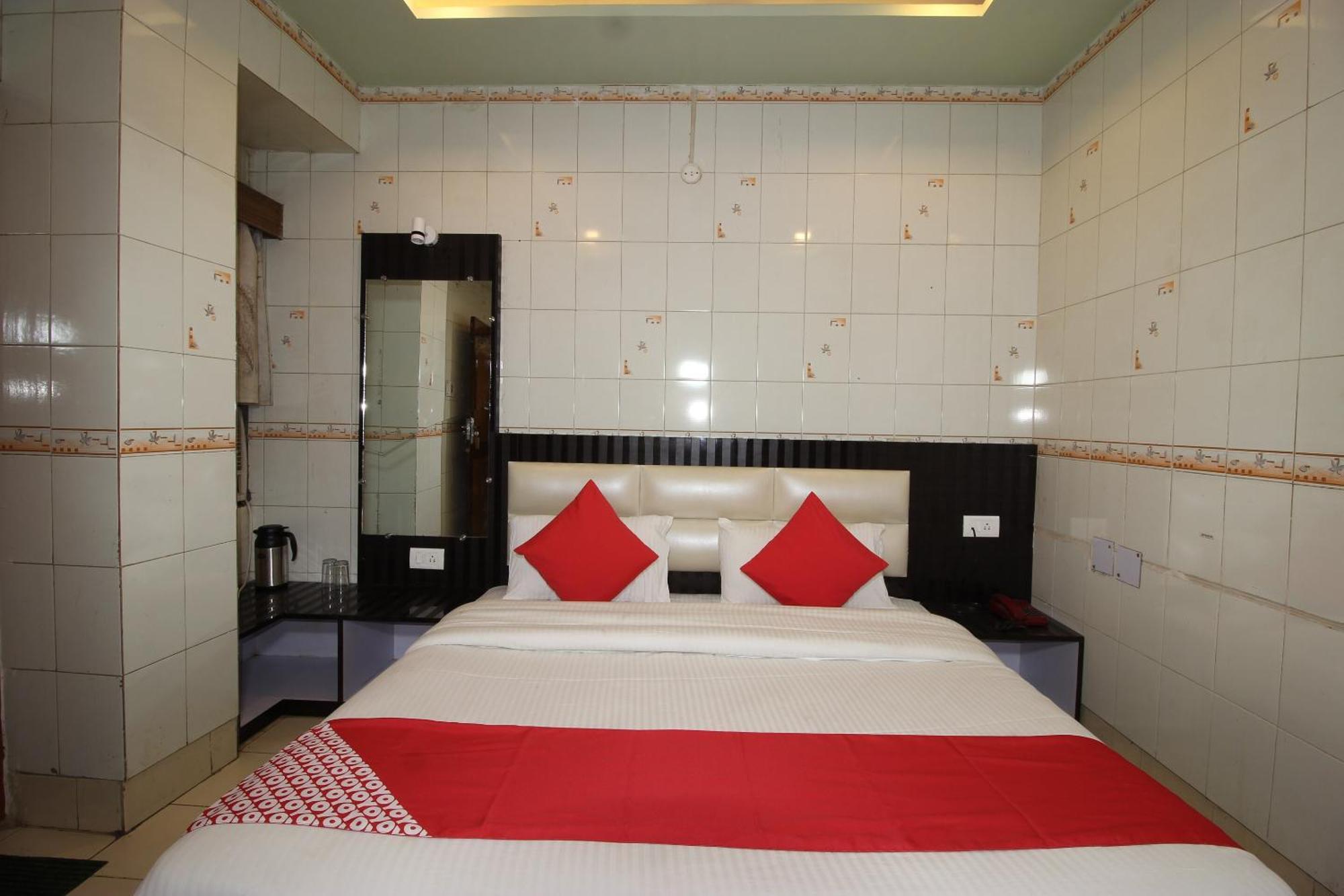 Hotel O Blue Diamond Benares Buitenkant foto