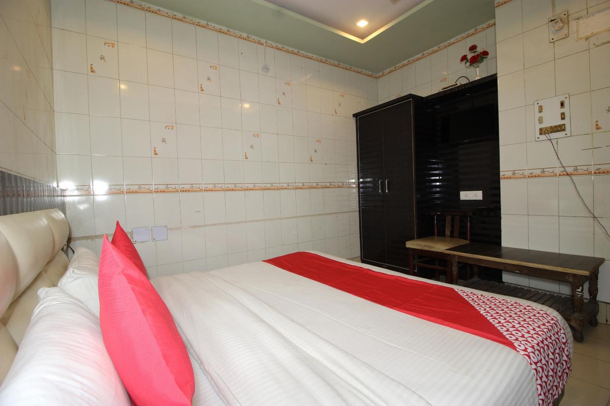 Hotel O Blue Diamond Benares Buitenkant foto