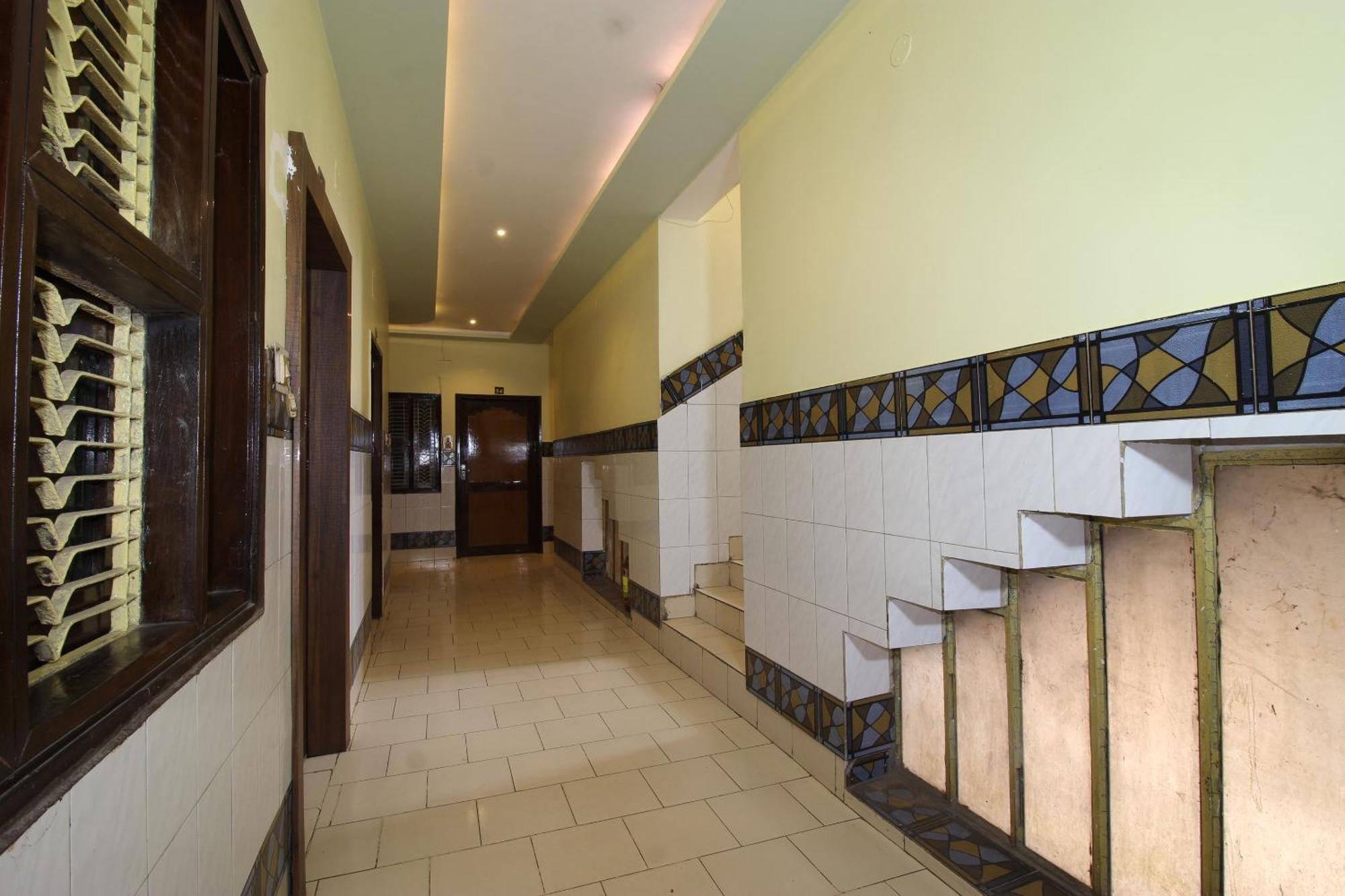 Hotel O Blue Diamond Benares Buitenkant foto