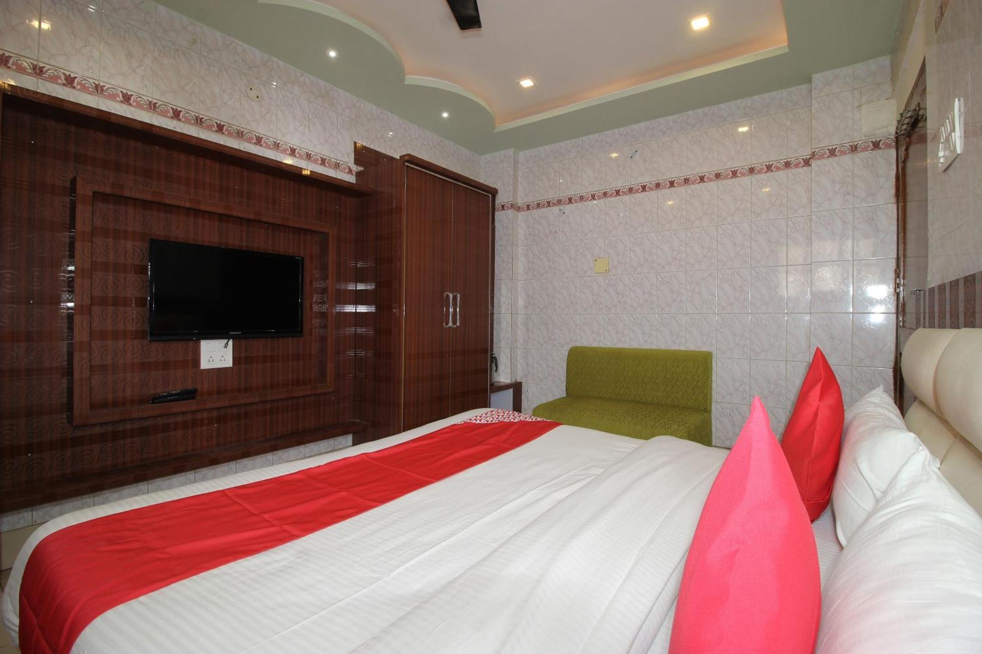 Hotel O Blue Diamond Benares Buitenkant foto